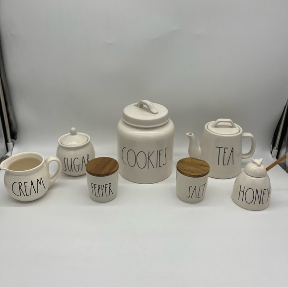 Run Dunn Lot Cookies Sugar Cream Salt Pepper Honey Teapot Jars Canisters